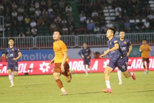 Cầu thủ 18 tuổi hóa người hùng của Hoàng Anh Gia Lai trong trận 'chung kết ngược'