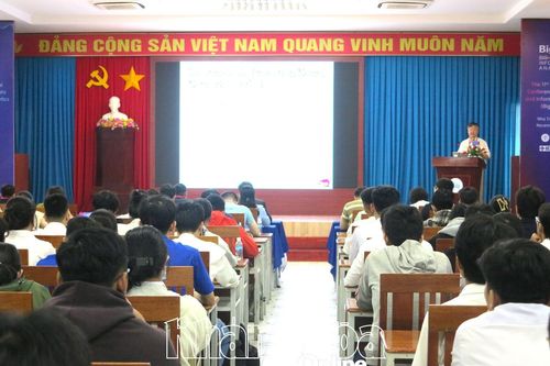 Hội thảo quốc tế về dữ liệu lớn và phân tích thông tin