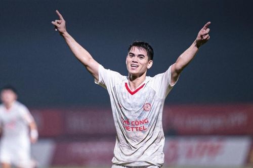 Khuất Văn Khang ghi bàn, Thể Công Viettel hòa 2-2 PVF CAND