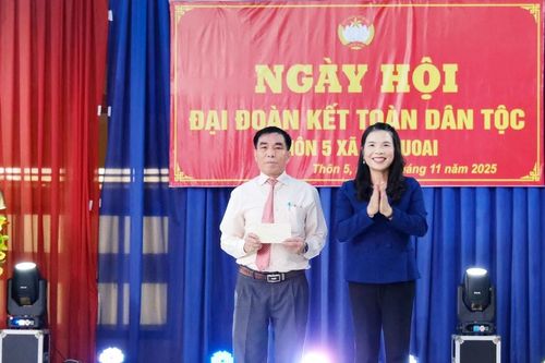 Ngày hội Đại đoàn kết toàn dân tộc tại thôn 5, xã Đạ Huoai