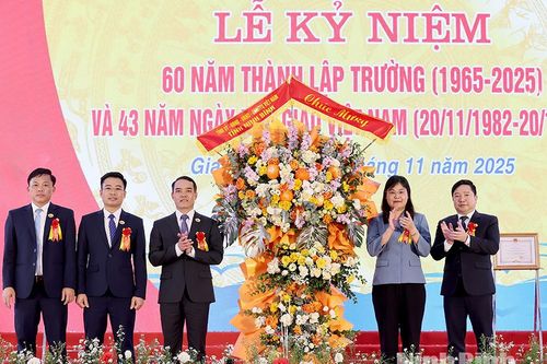 Trường THPT Gia Viễn B kỷ niệm 60 năm ngày thành lập