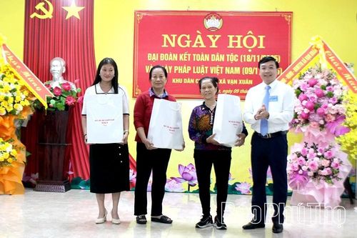Ngày hội Đại đoàn kết toàn dân tộc khu dân cư 22, xã Vạn Xuân