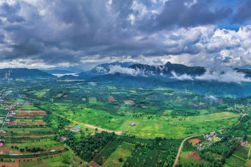 Hướng Hóa và sân bay Tà Cơn