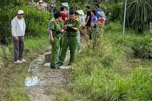 Điều tra vụ người đàn ông tử vong dưới ruộng ở Lâm Đồng