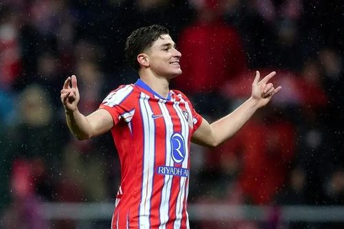 Aletico Madrid áp sát nhóm dẫn đầu La Liga