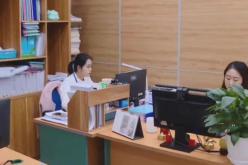 Công chức mong sớm tăng lương cơ sở