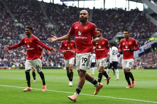 Manchester United trận thứ 8 liên tiếp không thắng Tottenham