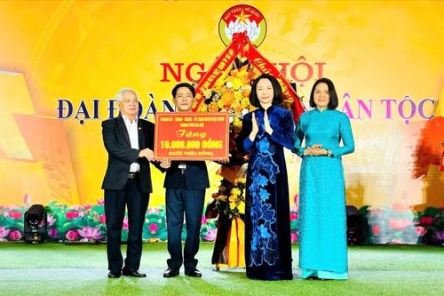 Gắn kết cộng đồng trong Ngày hội Đại đoàn kết thôn Nhuệ