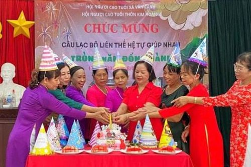 Điểm tựa bền vững của người cao tuổi