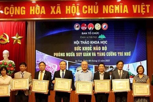 Chung tay chăm sóc sức khỏe nhân dân trong thời kỳ mới