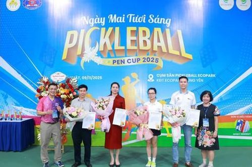 Gần 450 vận động viên tham dự giải Pickleball gây quỹ giúp bệnh nhân ung thư