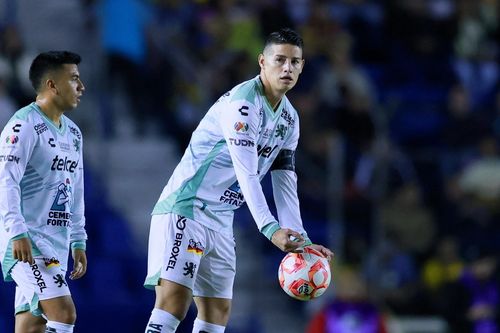 James Rodriguez kiến tạo khó tin