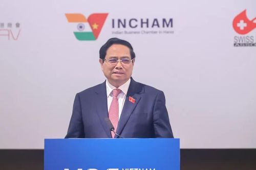 Thủ tướng: Chuyển đổi, tìm kiếm và kiến tạo động lực tăng trưởng mới là khách quan và tất yếu