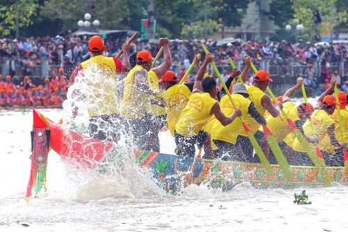 Cầu nối cộng đồng và bảo tồn di sản văn hóa Khmer