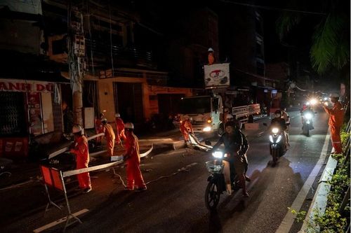 EVN chung tay ủng hộ nhiều địa phương khắc phục hậu quả các cơn bão, lũ lụt trong năm 2025