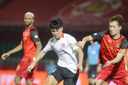 Ninh Bình củng cố vững chắc ngôi đầu bảng