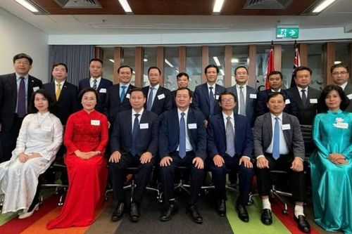 Đoàn cán bộ Trung ương tham dự chương trình bồi dưỡng ngắn hạn tại Australia