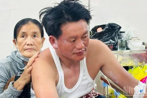 Những chuyện 'kỳ lạ' khi sống sót giữa bão biển