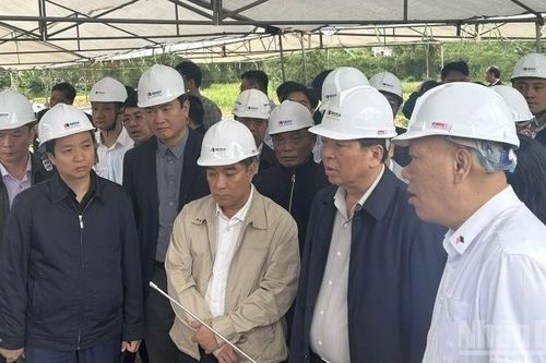 Phấn đấu hoàn thành hai dự án đường cao tốc qua Cao Bằng, Lạng Sơn trong năm nay