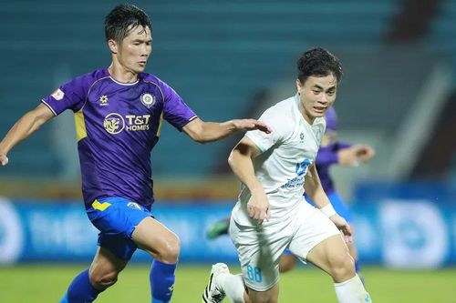 Nam Định đối diện nguy cơ phải đua trụ hạng V-League