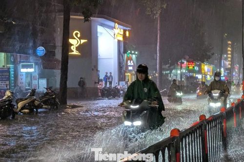 Diễn biến thời tiết và triều cường đáng chú ý ở TPHCM trong tuần mới