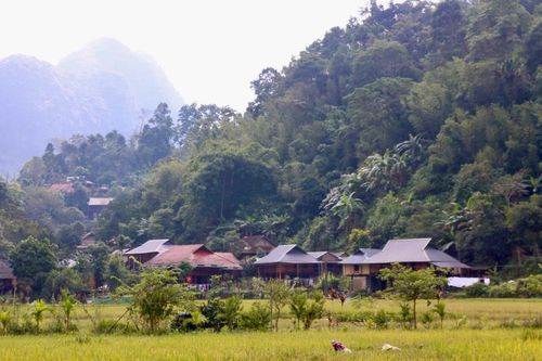 Kho Mường-ngôi làng tuyệt đẹp trong lòng thung lũng xứ Thanh