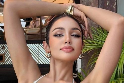 Thí sinh Hoa hậu Hoàn vũ khoe dáng với áo tắm