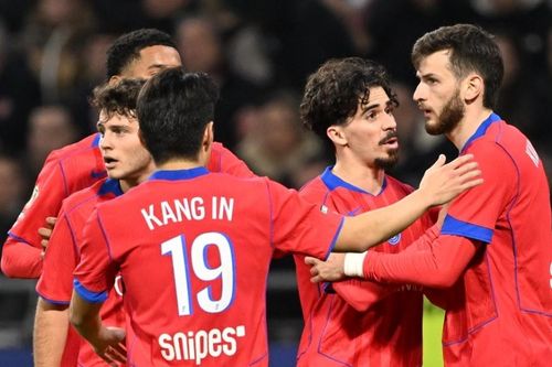 PSG thắng nghẹt thở Lyon ở phút cuối