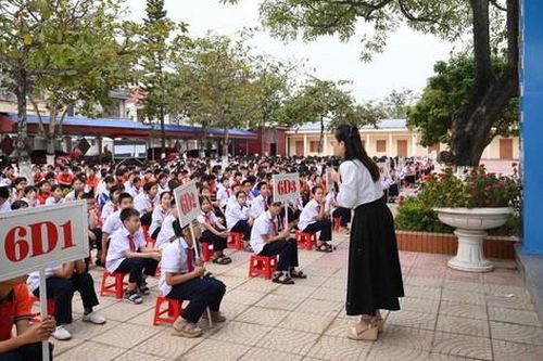 Nâng cao nhận thức, xây dựng trường học không khói thuốc tại Trường THCS Đại Bản