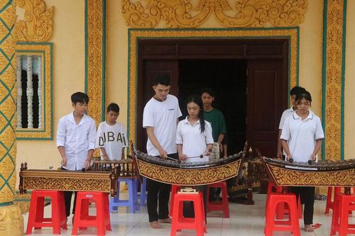 Giữ hồn nhạc ngũ âm