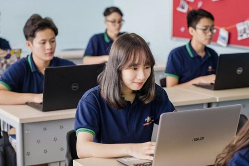 Chuyển đổi số trong giáo dục bằng trái tim