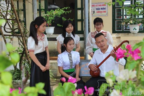 Giữ hồn văn hóa trong từng tiết học