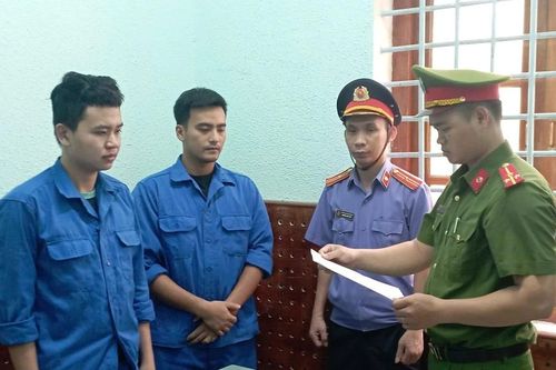 Gia Lai: Khởi tố 2 đối tượng tổ chức sử dụng trái phép chất ma túy