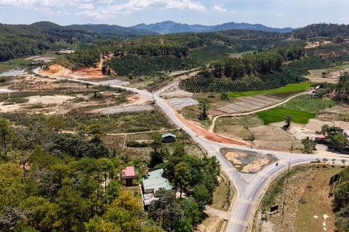 Con đường huyết mạch trong thiên tai