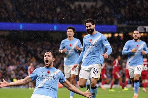 Man City hồi sinh ở Ngoại hạng Anh nhờ 4 kép phụ