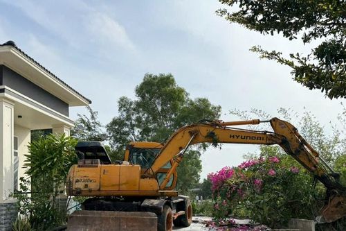 Buộc phá bỏ công trình, nhổ bỏ cây trồng trên đất lấn chiếm ở Mũi Né