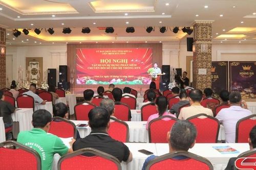 Tập huấn sử dụng phần mềm chuyển đổi số cho hệ thống các hợp tác xã