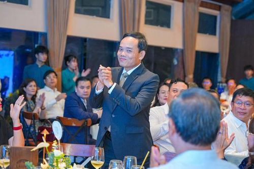 Bí thư Thành ủy Trần Lưu Quang gặp gỡ, trả lời từng vấn đề lãnh đạo các trường đại học nêu ra