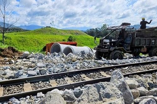 Tạo ra 'hệ thống cảnh báo sớm' và 'cơ chế phản ứng nhanh' để bảo vệ kết cấu hạ tầng đường sắt