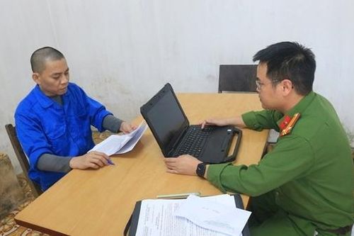 Bắt giám đốc công ty đa cấp phát hành tiền ảo để chiếm đoạt tài sản