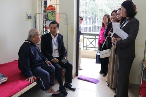 Nâng cao chất lượng chăm sóc nhờ cải cách hành chính
