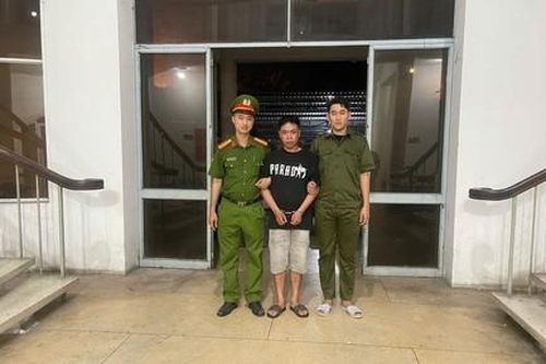 Bắt đối tượng cướp giật dây chuyền của người dân chưa đầy 7 giờ sau khi gây án
