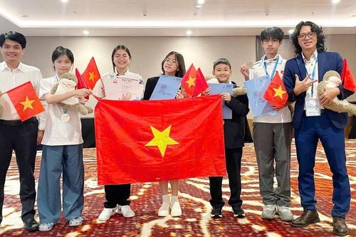 Học sinh Việt Nam giành 5 huy chương tại Olympic vật lý trẻ thế giới