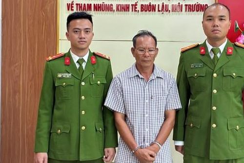 Cuộc trốn chạy truy nã bất thành của gã đàn ông buôn bán thuốc nổ