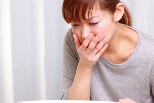 4 nguyên tắc quan trọng khi sơ cứu bệnh nhân ngộ độc thực phẩm