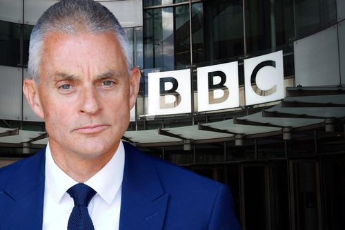 Tổng Giám đốc BBC Tim Davie từ chức vì bê bối đài cắt ghép lời Tổng thống Trump
