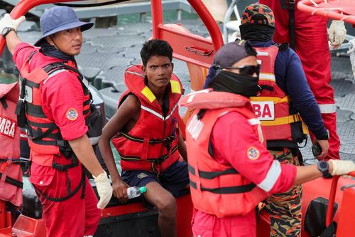 Malaysia, Thái Lan tiếp tục tìm kiếm người Rohingya mất tích sau vụ chìm thuyền