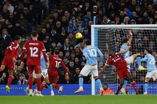 Liverpool phản đối quyết định 'trái luật'