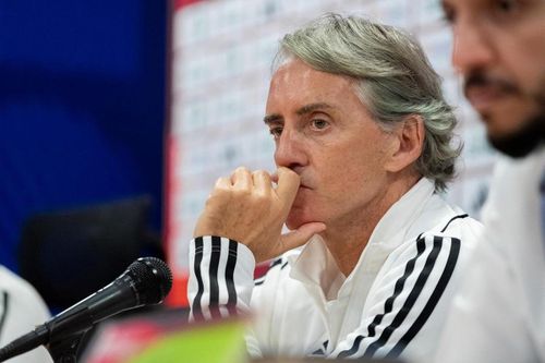 Mancini tiếp tục sang châu Á kiếm tiền