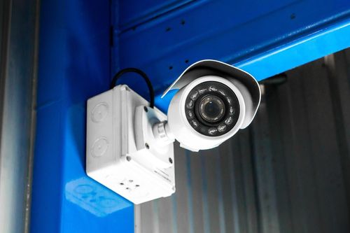 Cách 'che' camera an ninh không cần dùng khăn